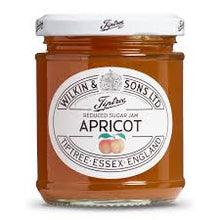 Tiptree Reduce sugar Jam Apricot 200g